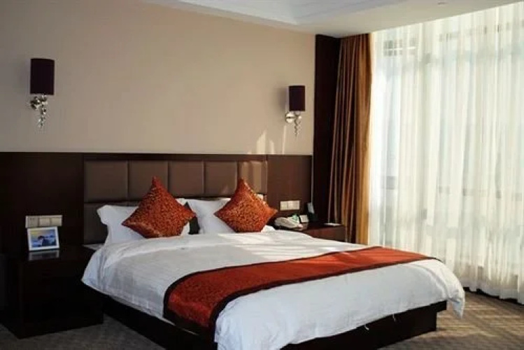 Rongding Binjiang Hotel
