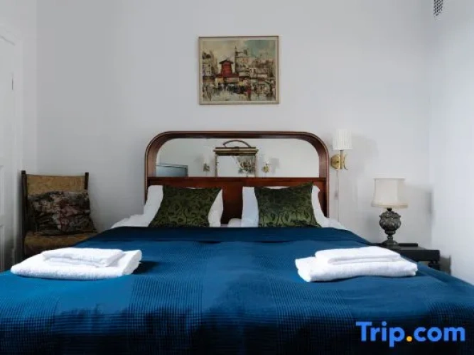 Standard Double room with city view