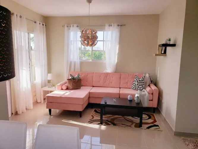 Lovely 2 Bedroom Apartment