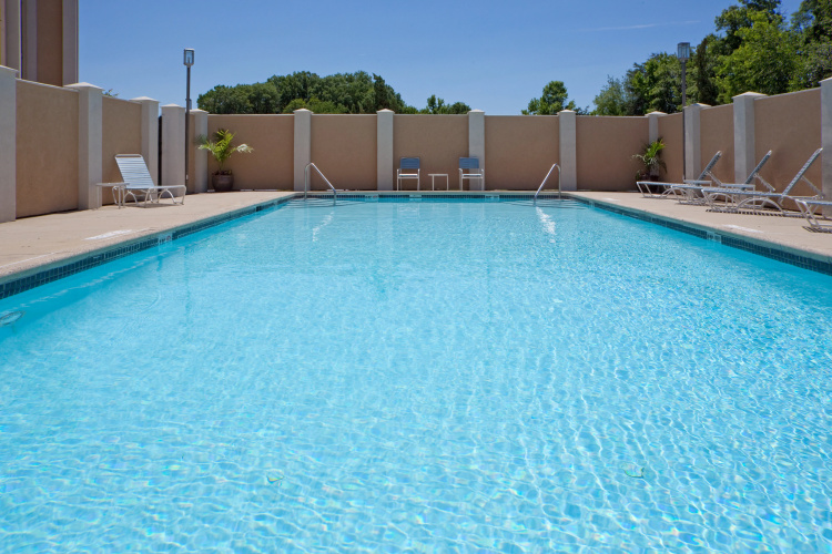 Holiday Inn Express Washington DC East - Andrews AFB photo 15