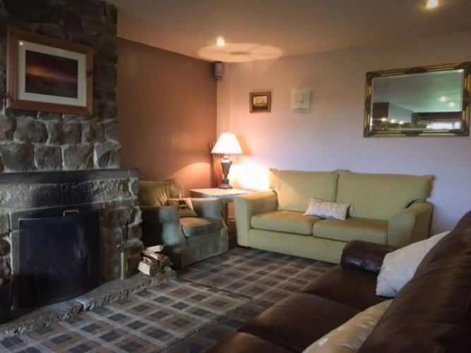 Hadrian Lodge