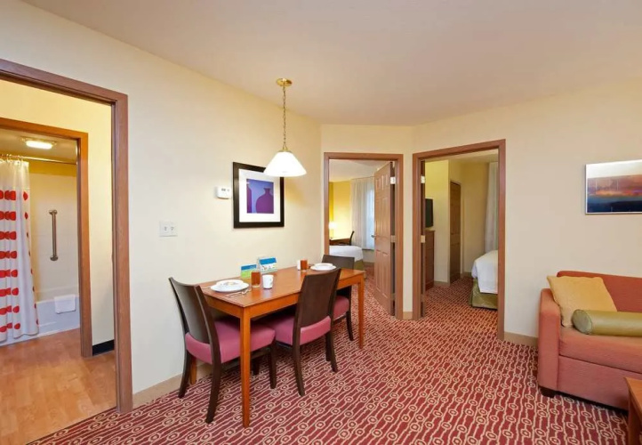 MainStay Suites Bloomington near University