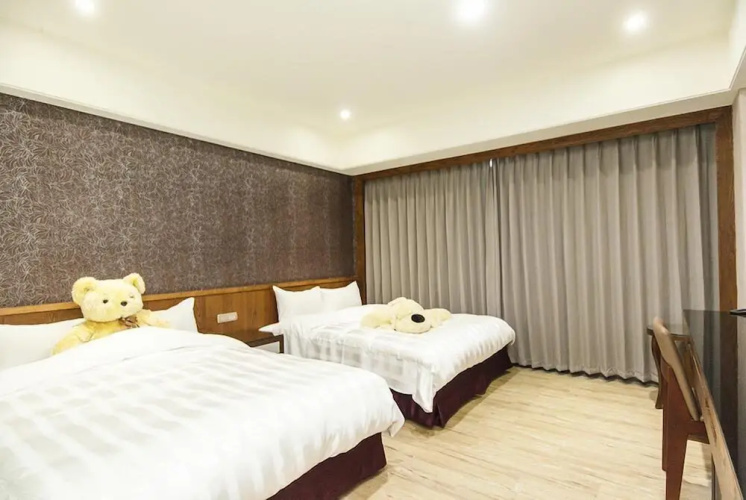 eHOME Hotel