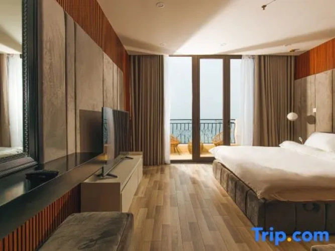 Standard Quadruple Penthouse room with sea view