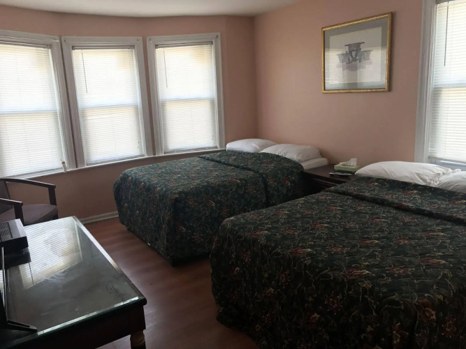 Seaside Sands Inn