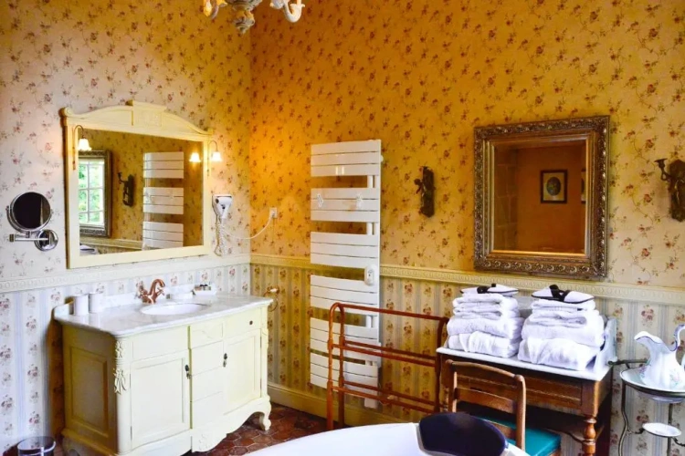 Standard Double room with view