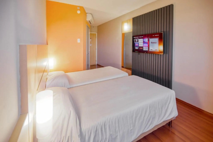 Hus Hotel Dourados