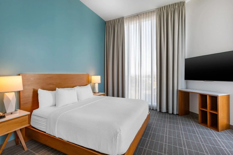 Double Suite