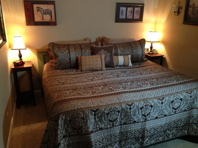 Monroe Street Suites
