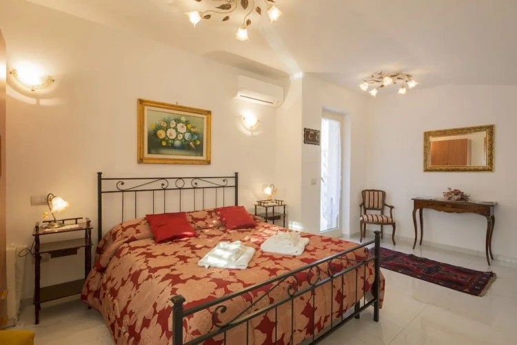 Standard Double Duplex room with ocean view