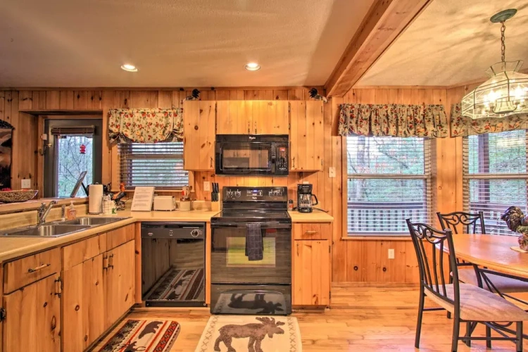 2 Bedrooms Cottage