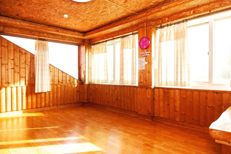 Sunrise Pension