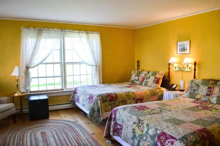 Deluxe Quadruple room