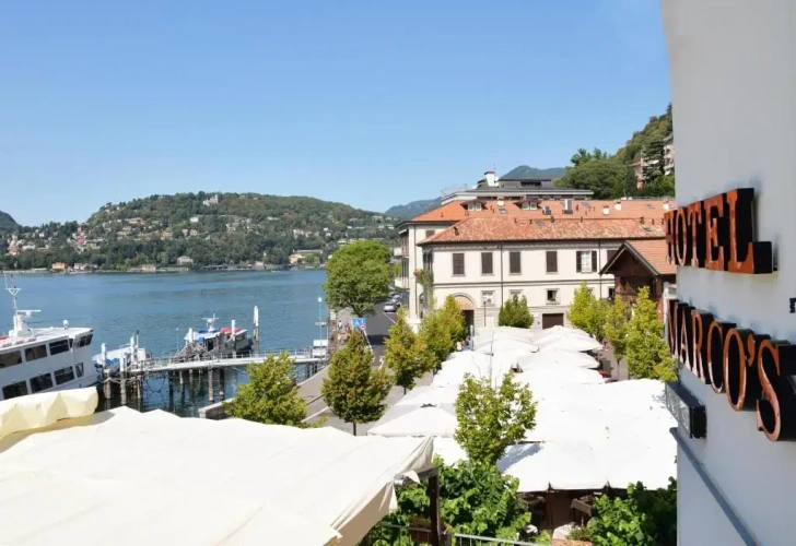 Standard Double room with view