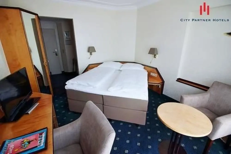 Single room with balcony
