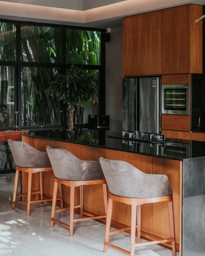 4 Bedrooms Villa