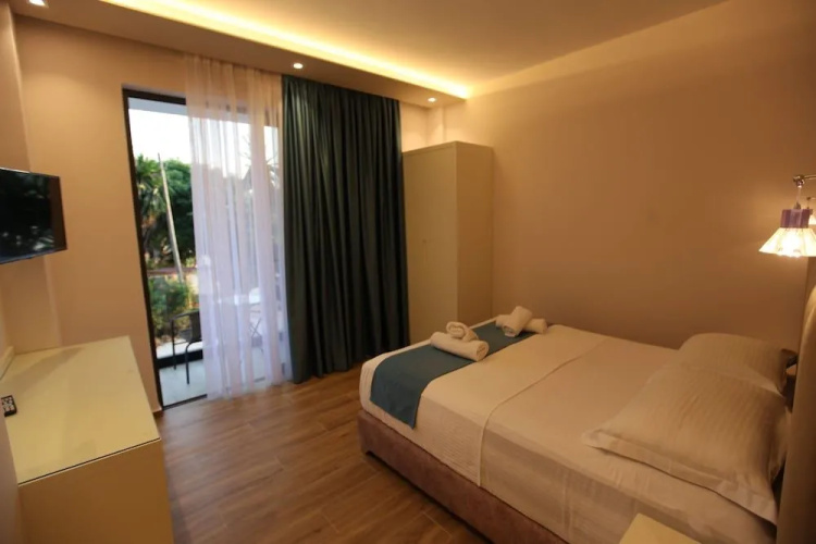 Hotel Denoel