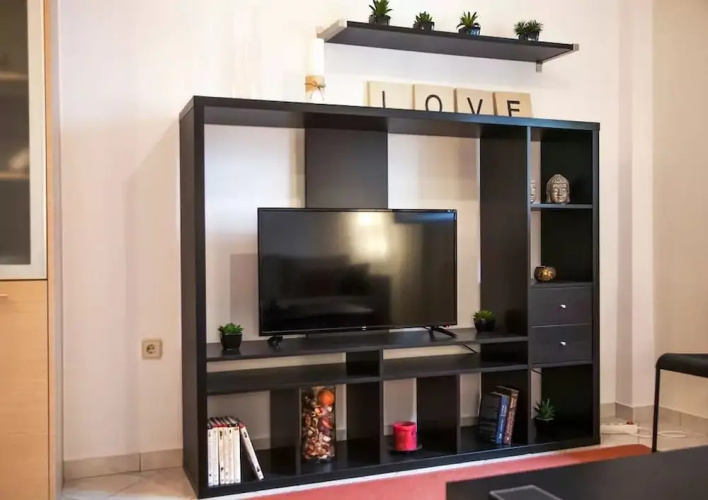 Thisio Modern House