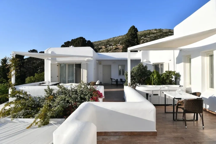 1 Bedroom Luxury Apartment