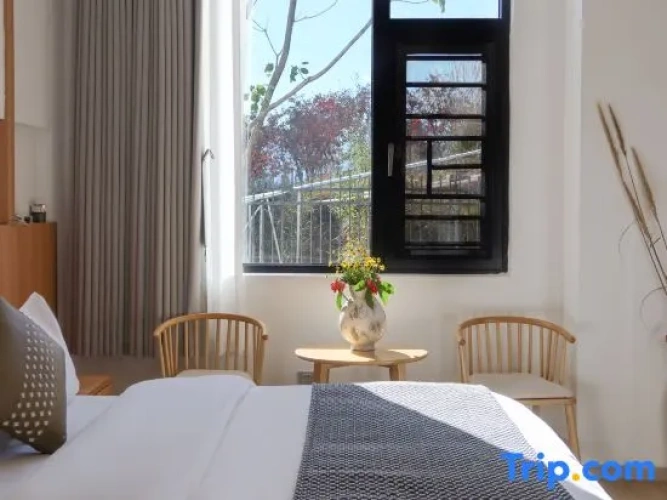 Standard Twin room with sunrise view