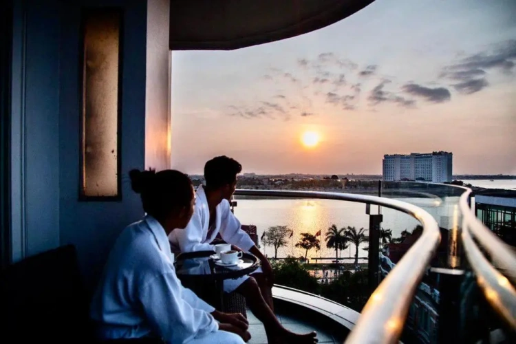 Suite with balcony