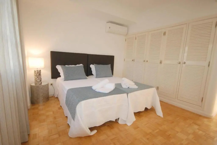 Charming 3-bed Villa With Pool in Olhos de Agua