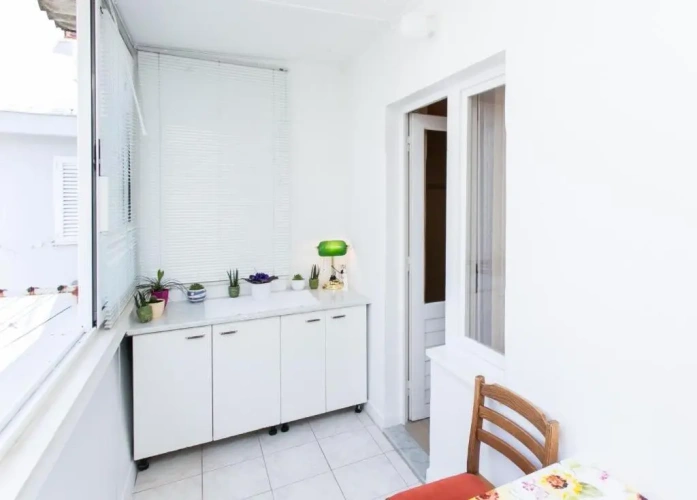 1 Bedroom Apartment with balcony