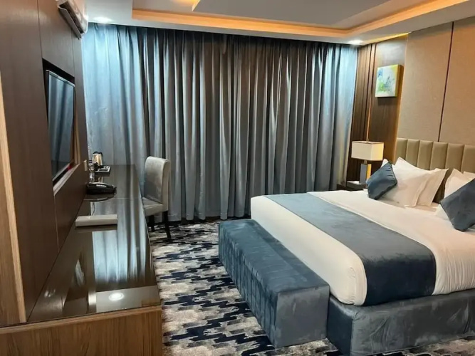 Aman Hotel Almhalh