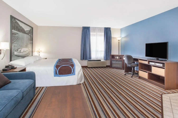 Deluxe Double Suite