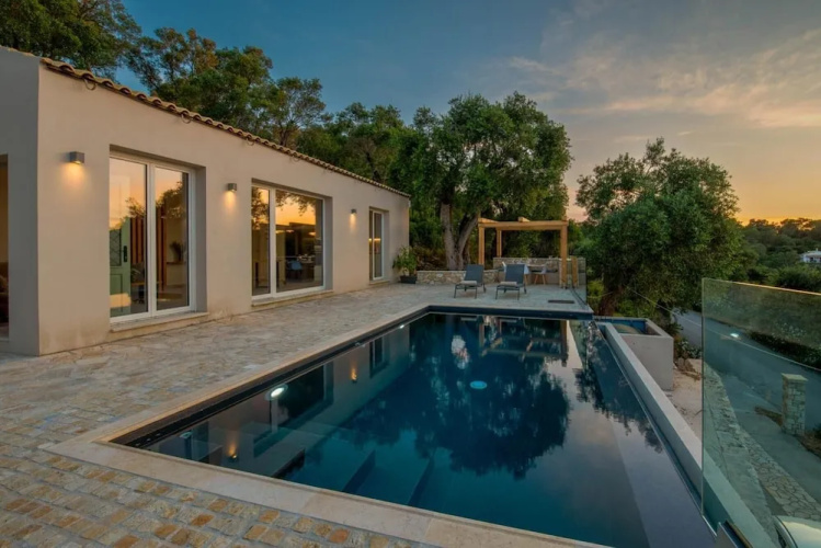 Terra Villa in Apergatika