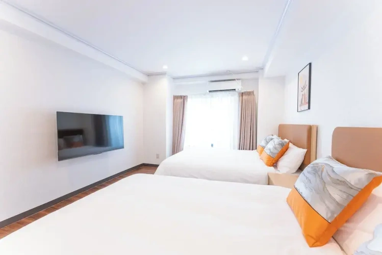 Standard Triple room
