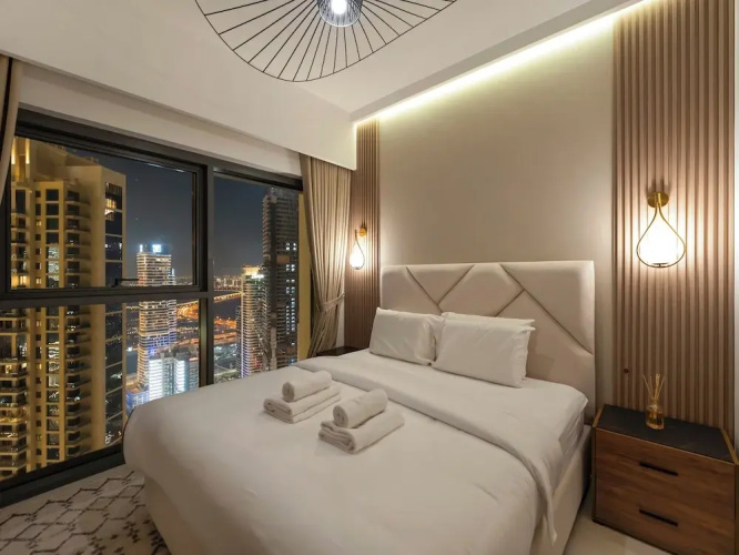 Panoramic Burj Khalifa View by Propigo