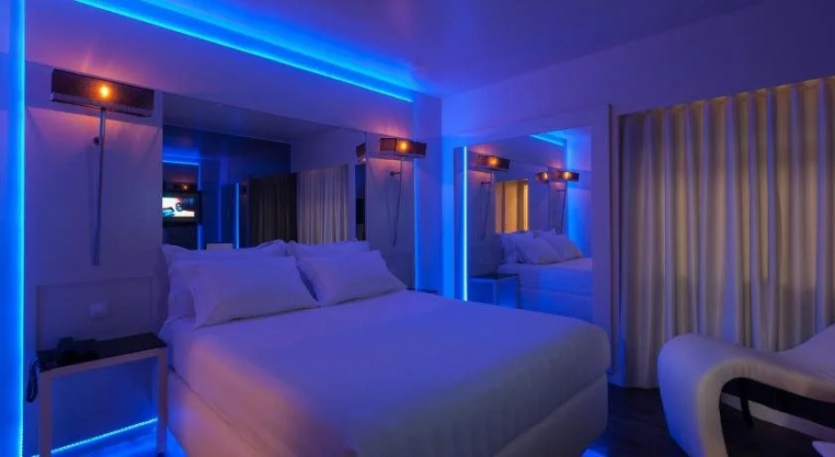Motel Tropicana
