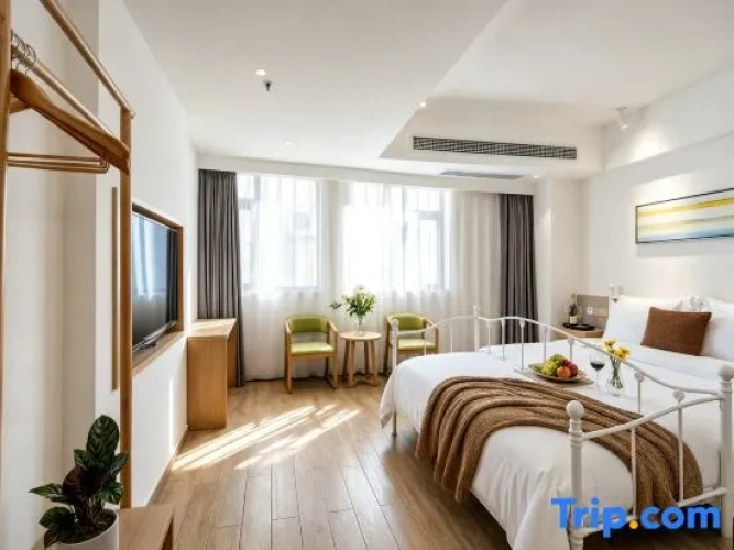 Standard Double room with view