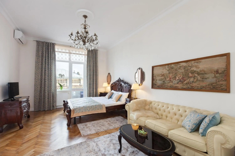 LUXOVSKI apartment