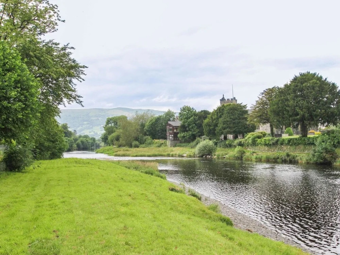 2 Gwydir Cottages