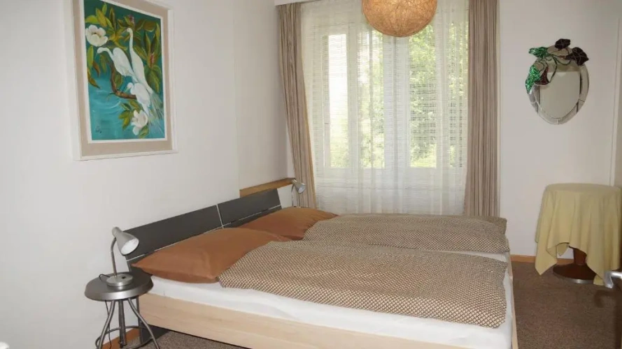 Standard Twin room with garden view
