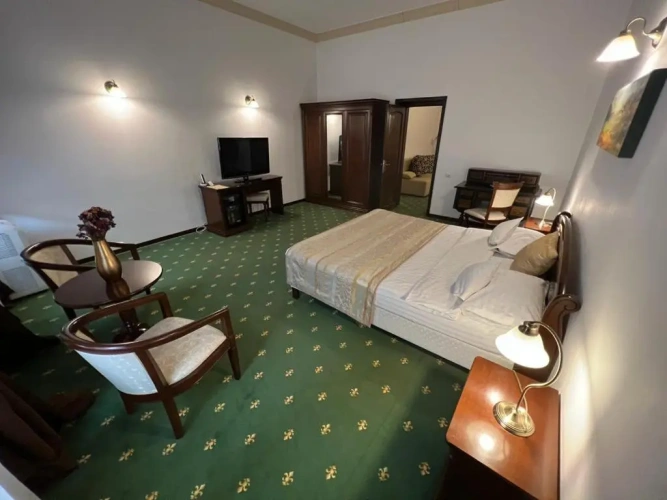 Standard Suite
