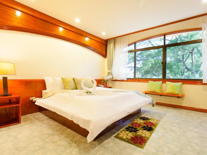 Capital O 283 Id Residences