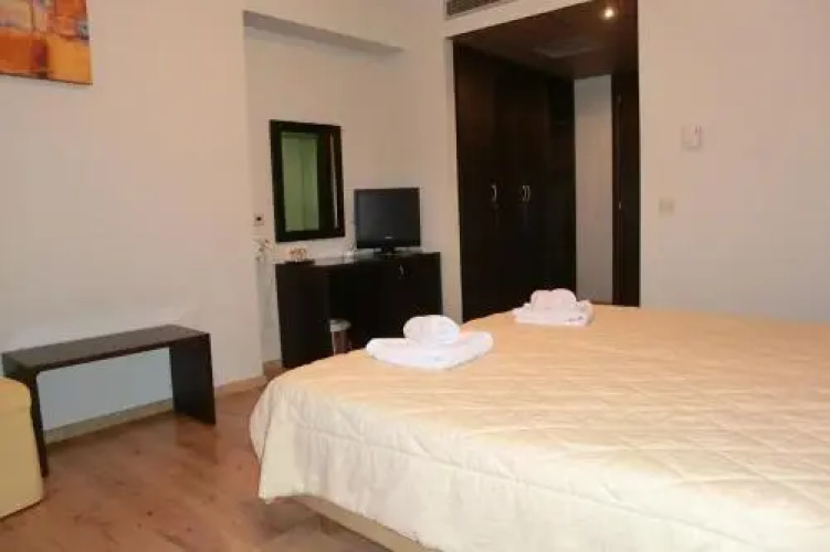 Iberis Hotel