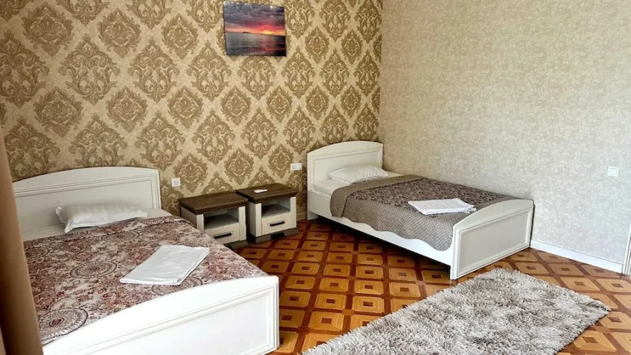 Luxury Quadruple room with balcony and with lake view