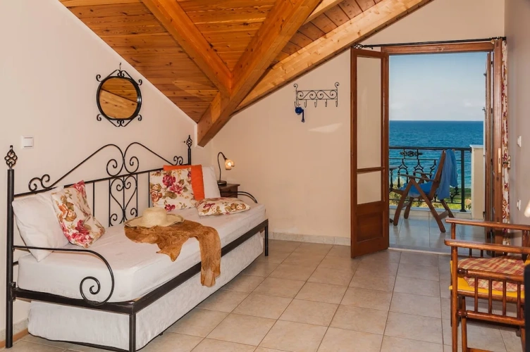 Apartment with balcony
