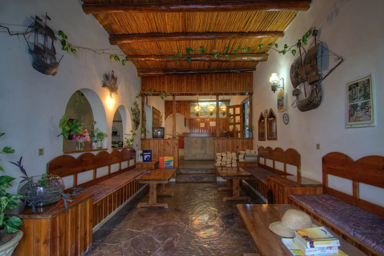 Adonis Hotel 2 (Crete)