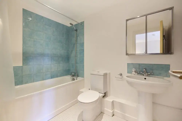Putney Terrace Apartment