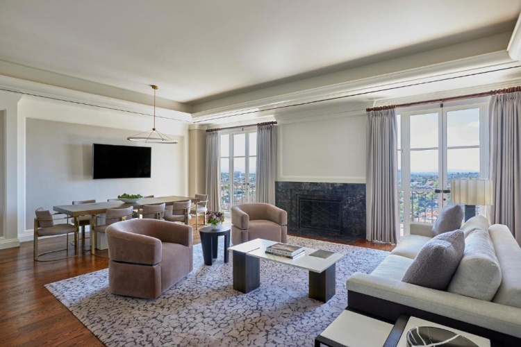 Ambassador Double Suite