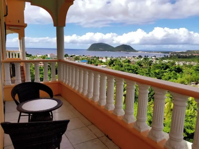 1 Bedroom Apartment with bay view