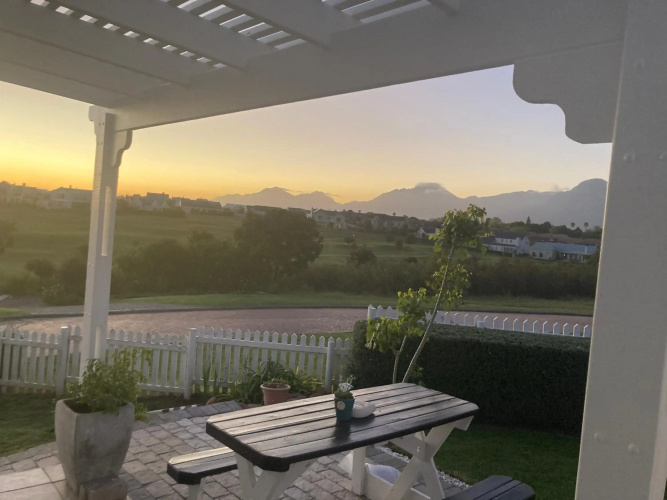 Golfers View @ Kingswood Golf Estate