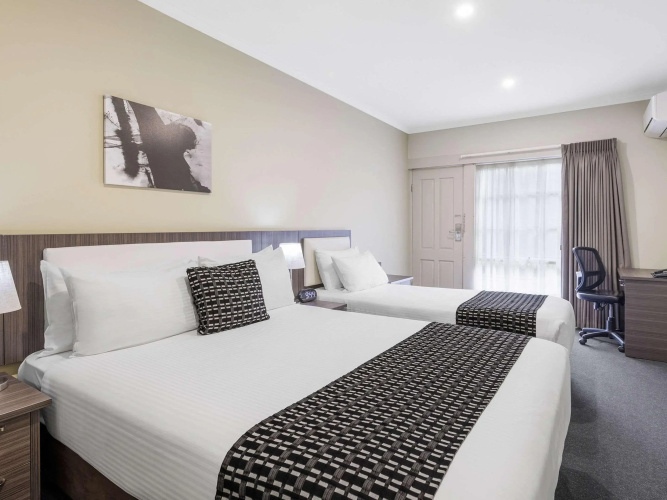Quality Hotel Melbourne Airport