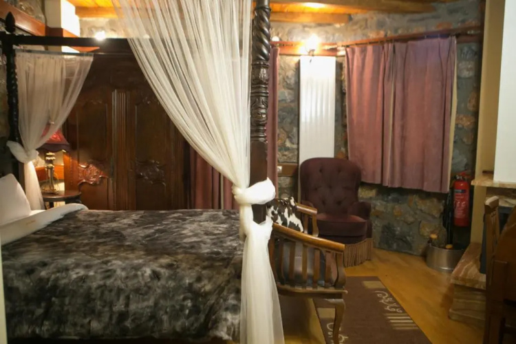 Montecristo Chalet