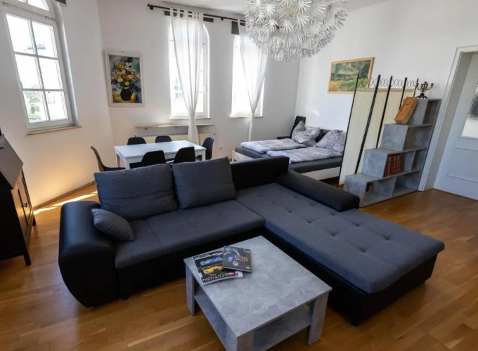 Parkside City Apartments No16